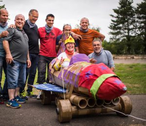 Teambuilding entreprise avec la construction de kart en carton