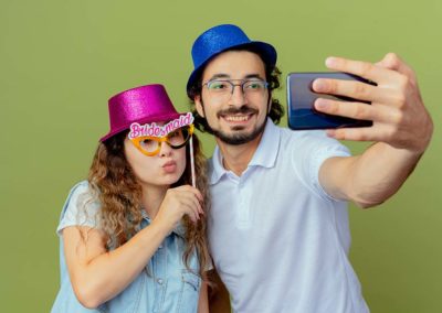 couple selfie anniversaire